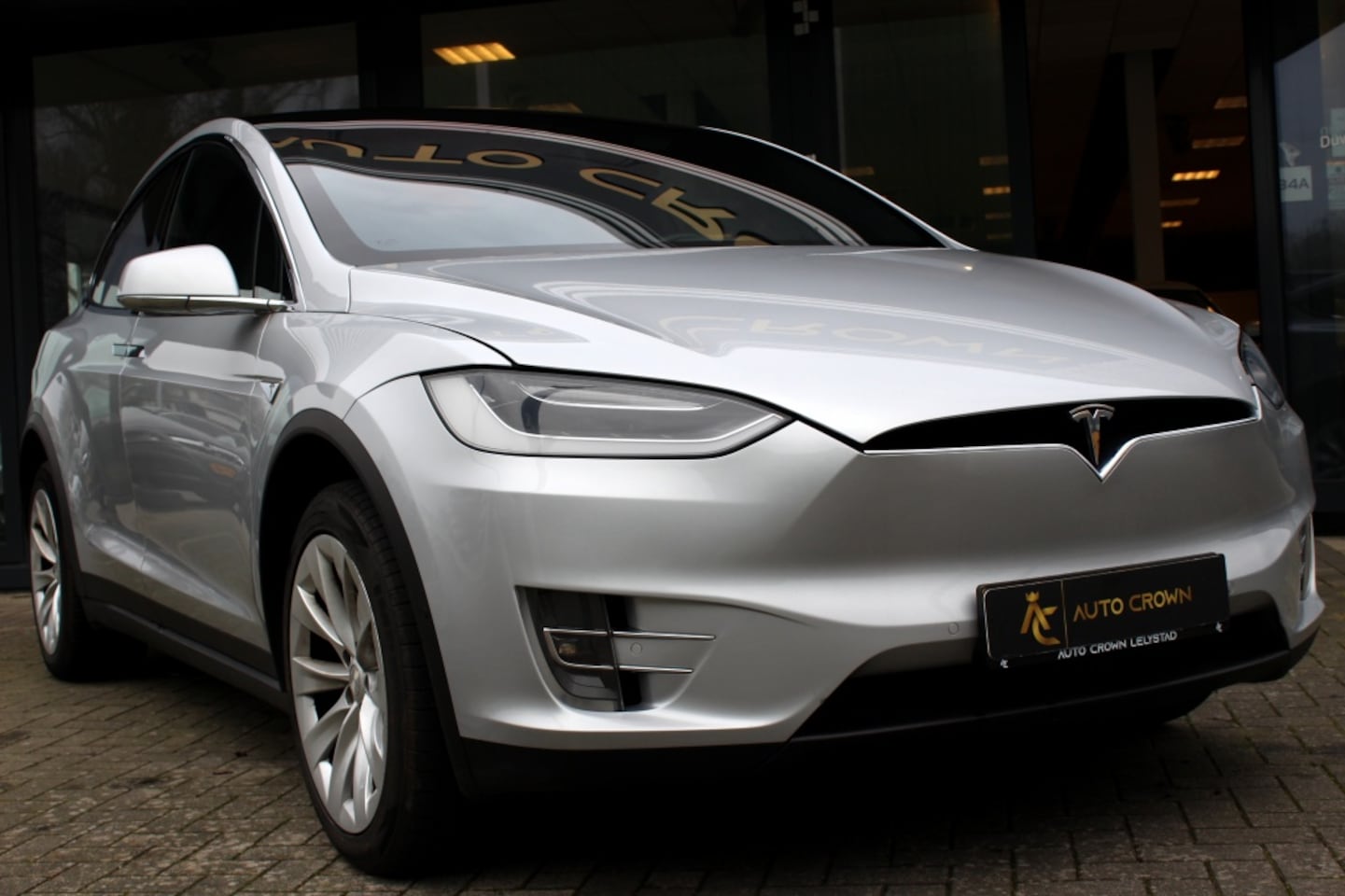 Tesla Model X - 75D Base 6-persoons Luxe model! - AutoWereld.nl