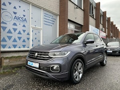 Volkswagen T-Cross - 1.5 TSI 150pk 2x R-Line | DSG | Camera | Lane Assist | Virtuele Cockpit