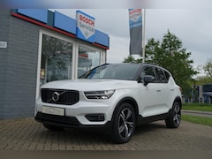 Volvo XC40 - T5 AWD Geartronic R-Design | 360 CAM | PANO | NAVI | HARMANKARDON | PILOT ASSIST