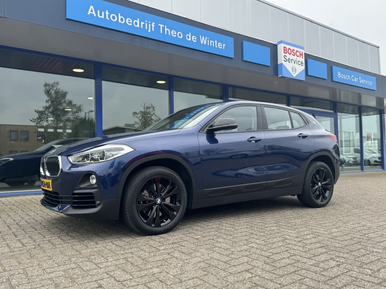 BMW X2 - sDrive20i Executive| Camera, Stoelverwarming, DAB - AutoWereld.nl