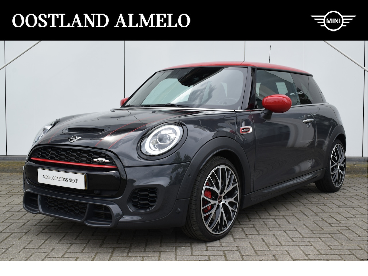 MINI John Cooper Works - Hatchback JCW Chili Automaat / Panoramadak / JCW Sportstoelen / Achteruitrijcamera / Adapt - AutoWereld.nl