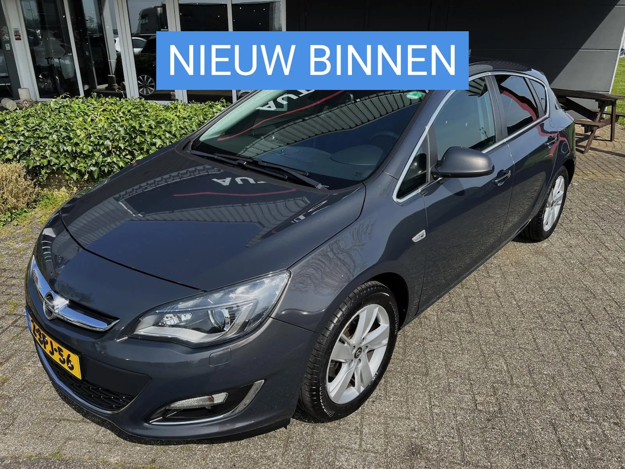 Opel Astra - 1.6 Turbo Cosmo ECC/NAV/XENON/PDC - AutoWereld.nl