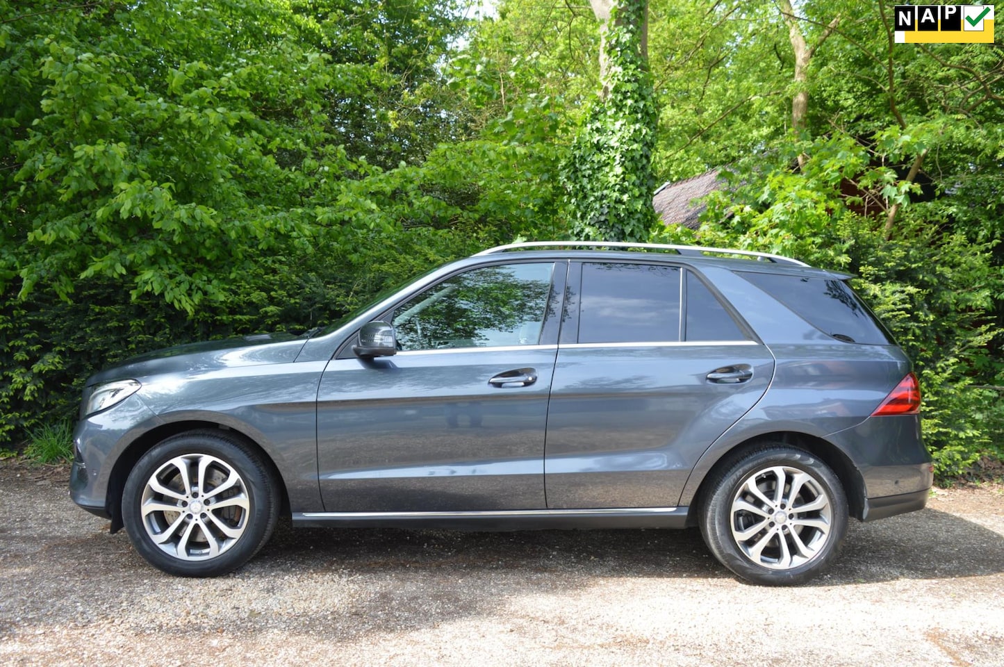 Mercedes-Benz GLE-Klasse - 500 e 4MATIC Head-up/dealer onderhouden - AutoWereld.nl