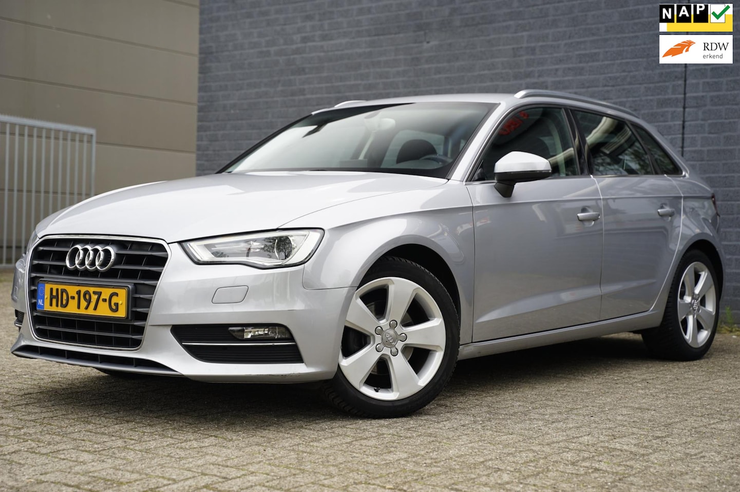 Audi A3 Sportback - 1.4 TFSI Ambition Pro Line S 1.4 TFSI Ambition Pro Line S,AUT,Navi,Stoelver,NAP - AutoWereld.nl