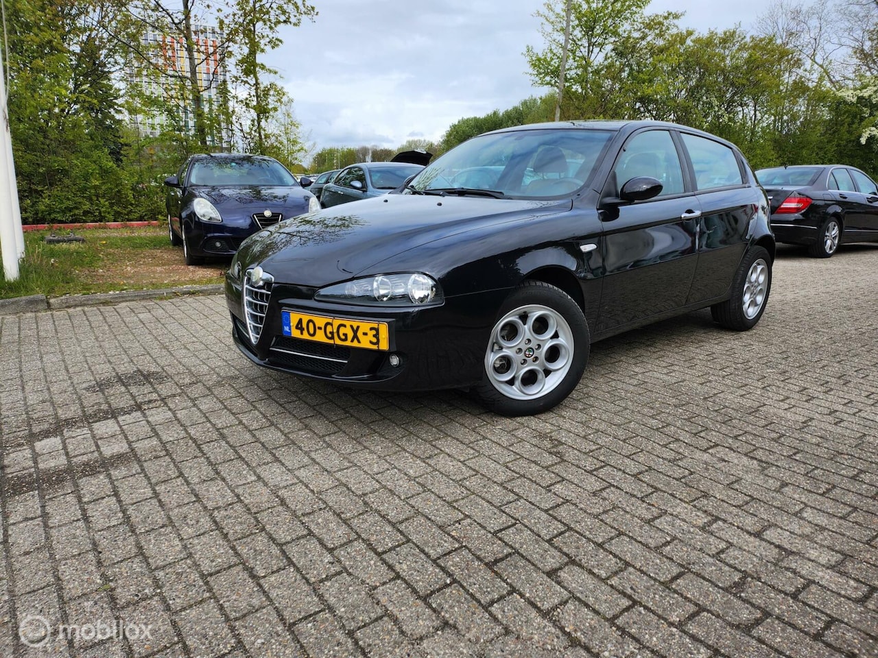 Alfa Romeo 147 - 1.6 T.Spark Veloce Business Pro 1.6 T.Spark Veloce Business Pro - AutoWereld.nl