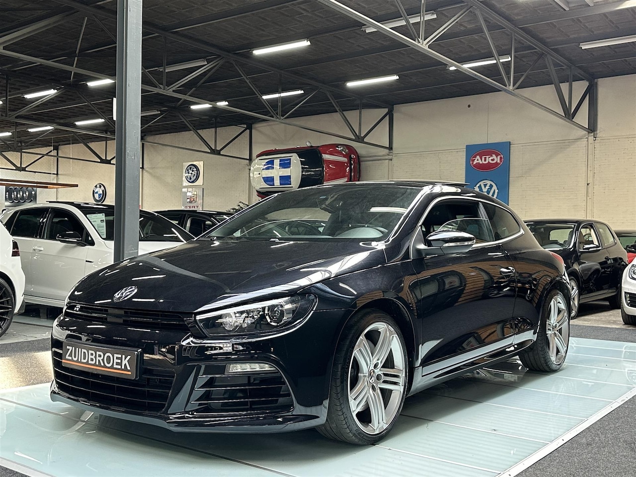 Volkswagen Scirocco - 2.0 R R20 Xenon | Dynaudio | PANODAK | Leer | Clima Airco | Cruise Control | - AutoWereld.nl