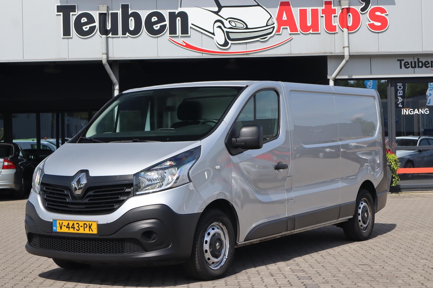 Renault Trafic - 1.6 dCi T29 L2H1 Luxe Airco, Cruise control, Navigatie, Trekhaak, Elektrische ramen, Recht - AutoWereld.nl