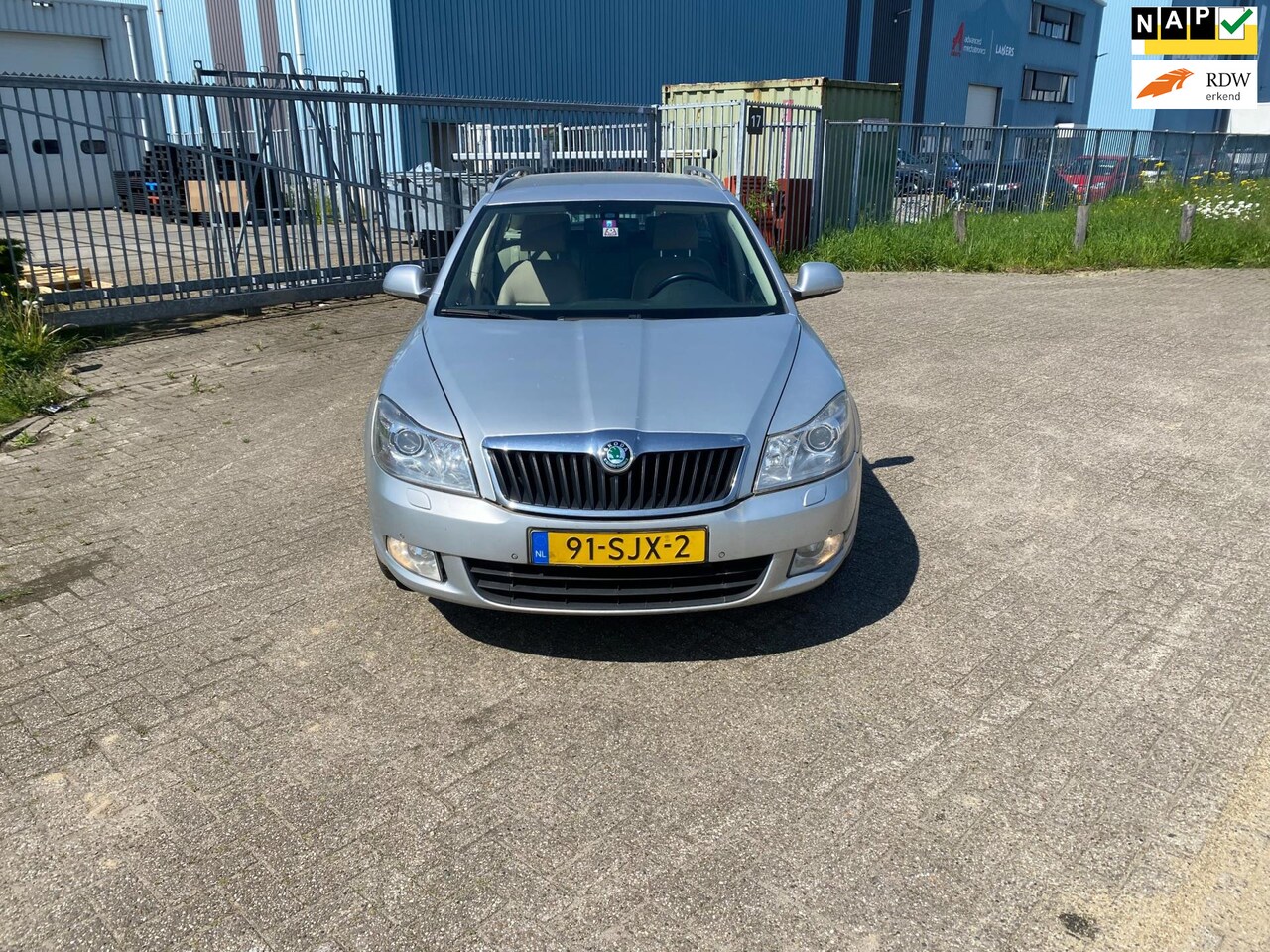 Skoda Octavia Combi - 1.2 TSI Elegance Business Line 1.2 TSI Elegance Business Line - AutoWereld.nl