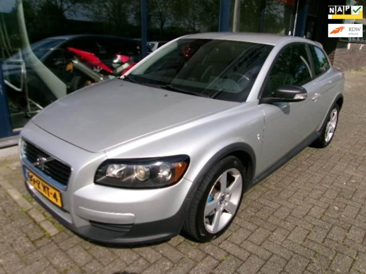 Volvo C30 - 1.6 Advantage 1.6 Advantage, leren bekleding - AutoWereld.nl