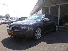 Audi A4 Avant - 4.2 V8 quattro S4