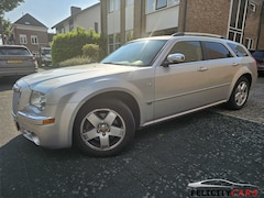 Chrysler 300C - 3.5 V6 awd 4x4 navi leer 20 inch chroom