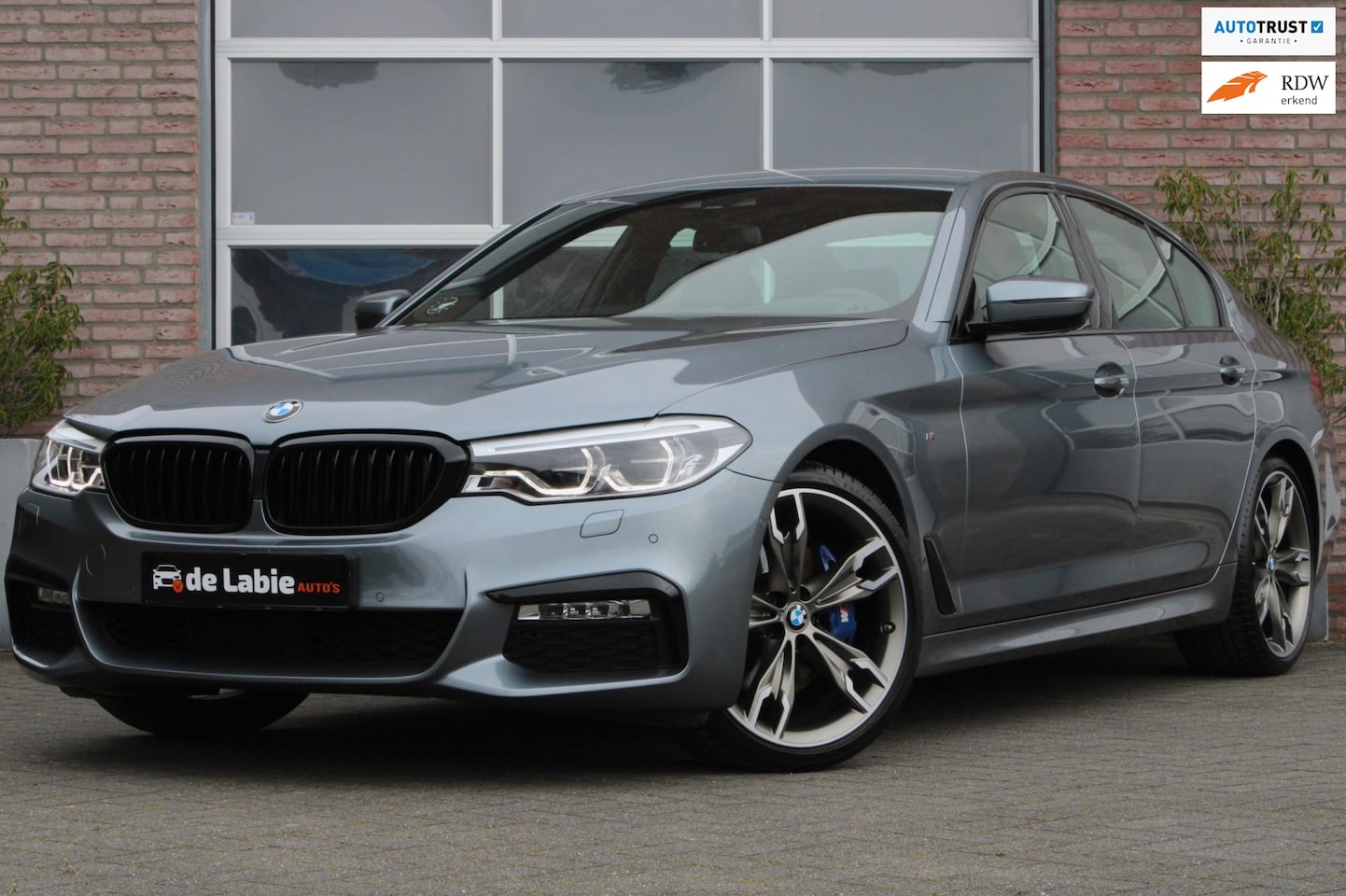 BMW 5-serie - 530i High Executive M sport / Head up / Navi - AutoWereld.nl