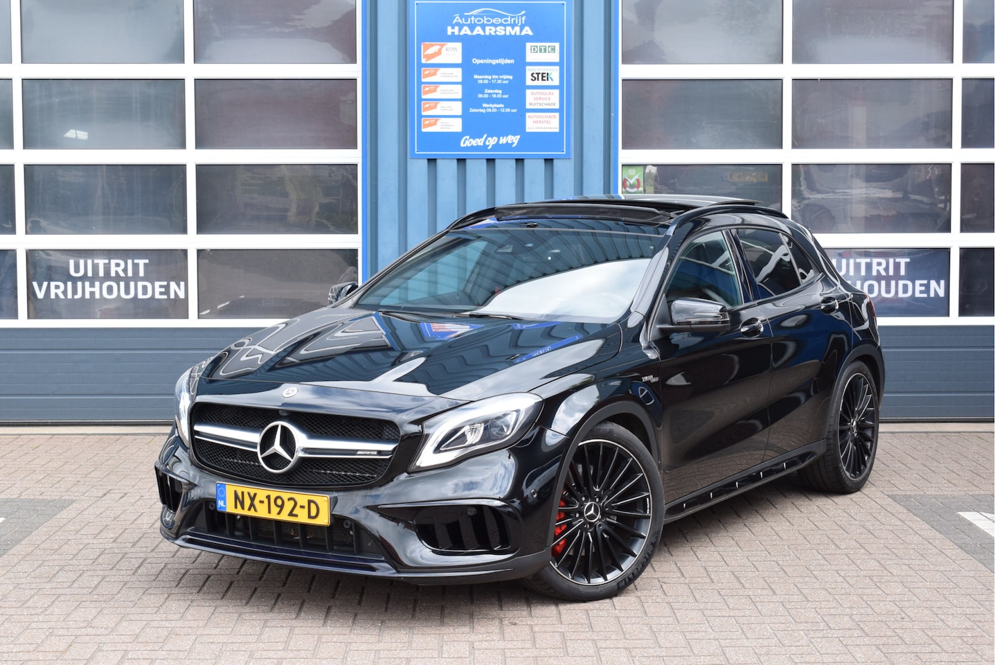 Mercedes-Benz GLA-Klasse - AMG 45 4MATIC Business Panoramadak Nicht-pakket - AutoWereld.nl