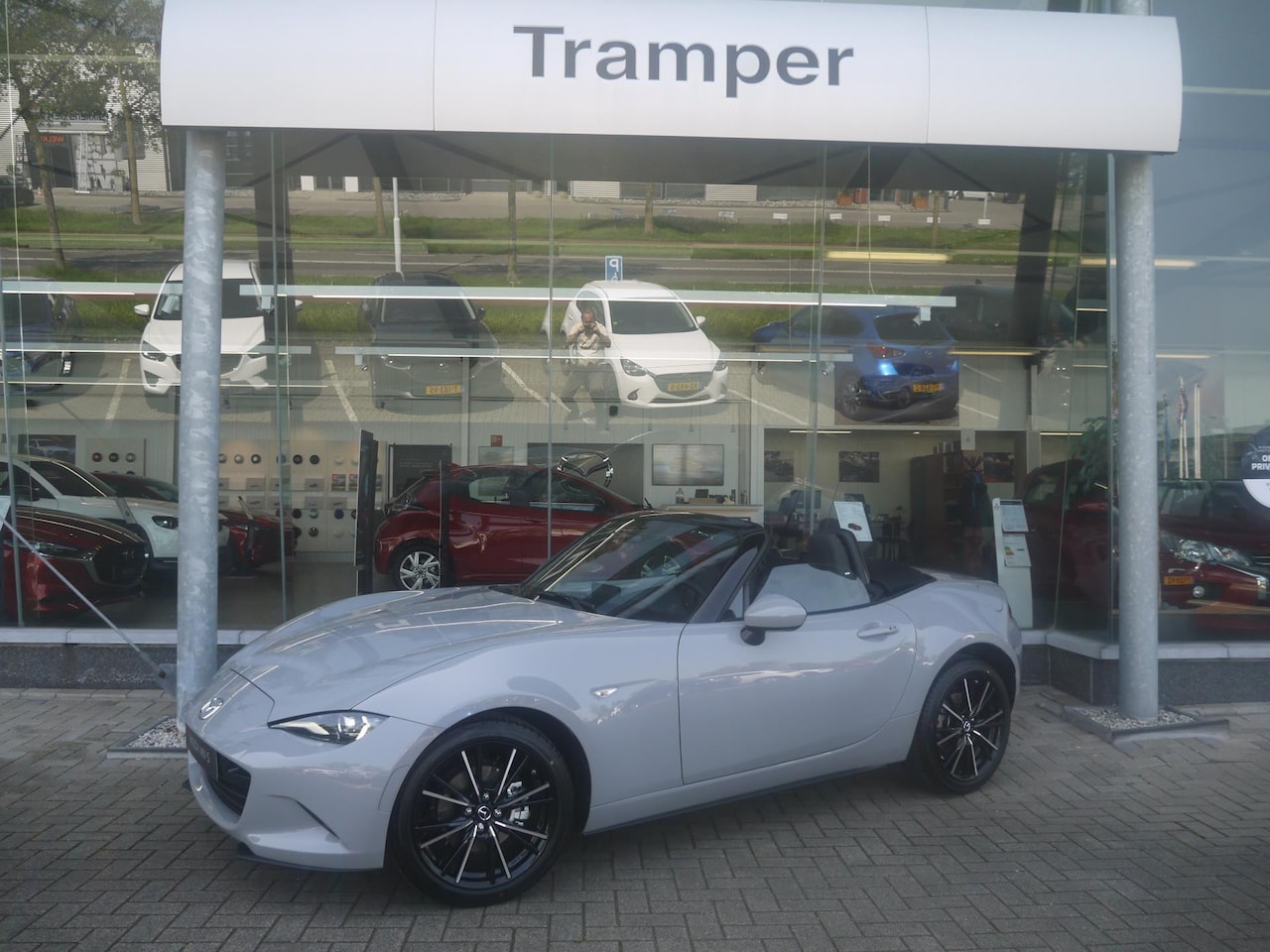 Mazda MX-5 - 2.0 SkyActiv-G 184 PK Exclusive-Line - AutoWereld.nl