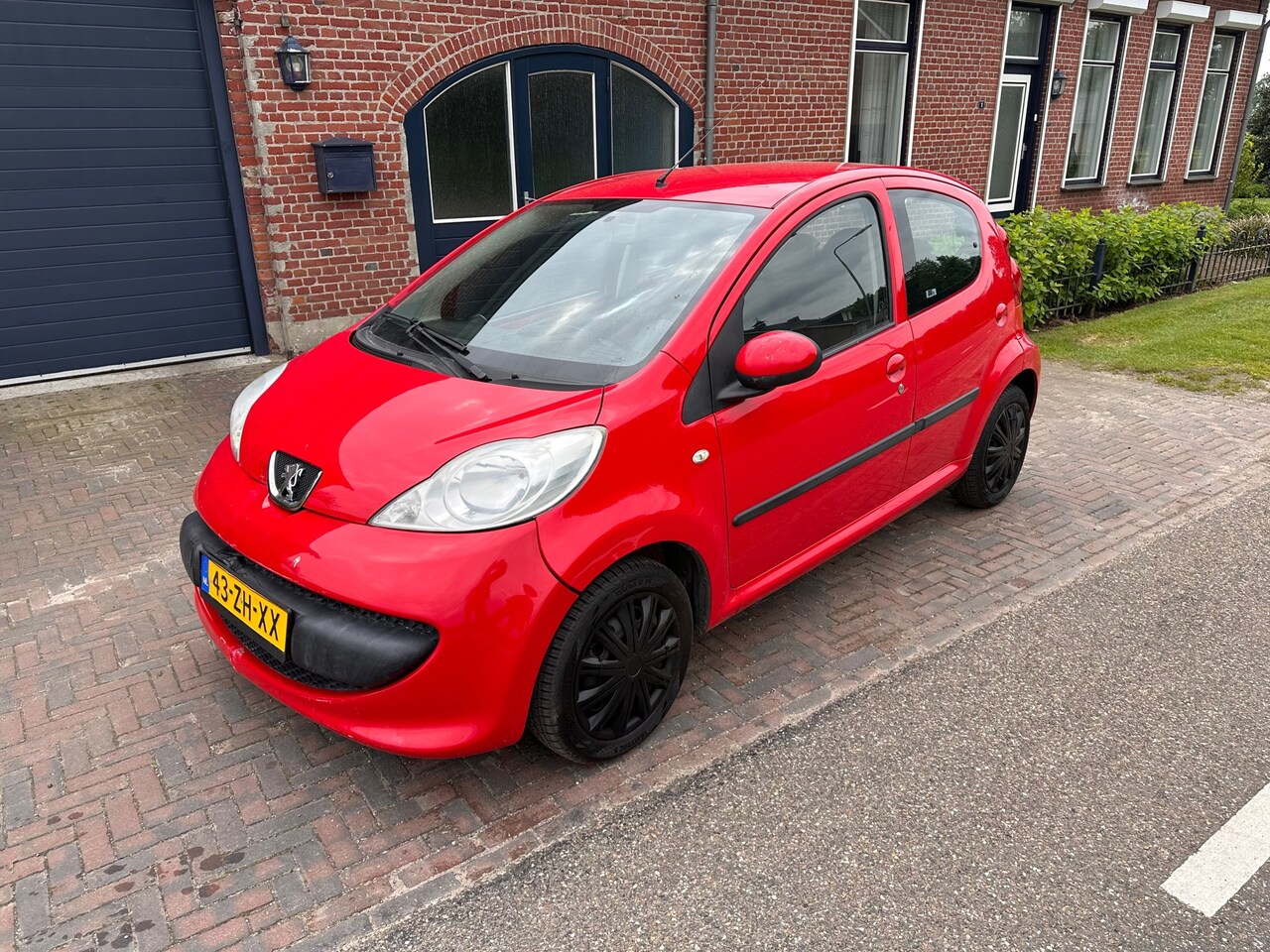 Peugeot 107 - 1.0-12V XS apk t/m 20-06-2025 - AutoWereld.nl