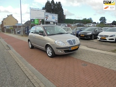 Lancia Y(psilon) - Ypsilon 1.4 Oro