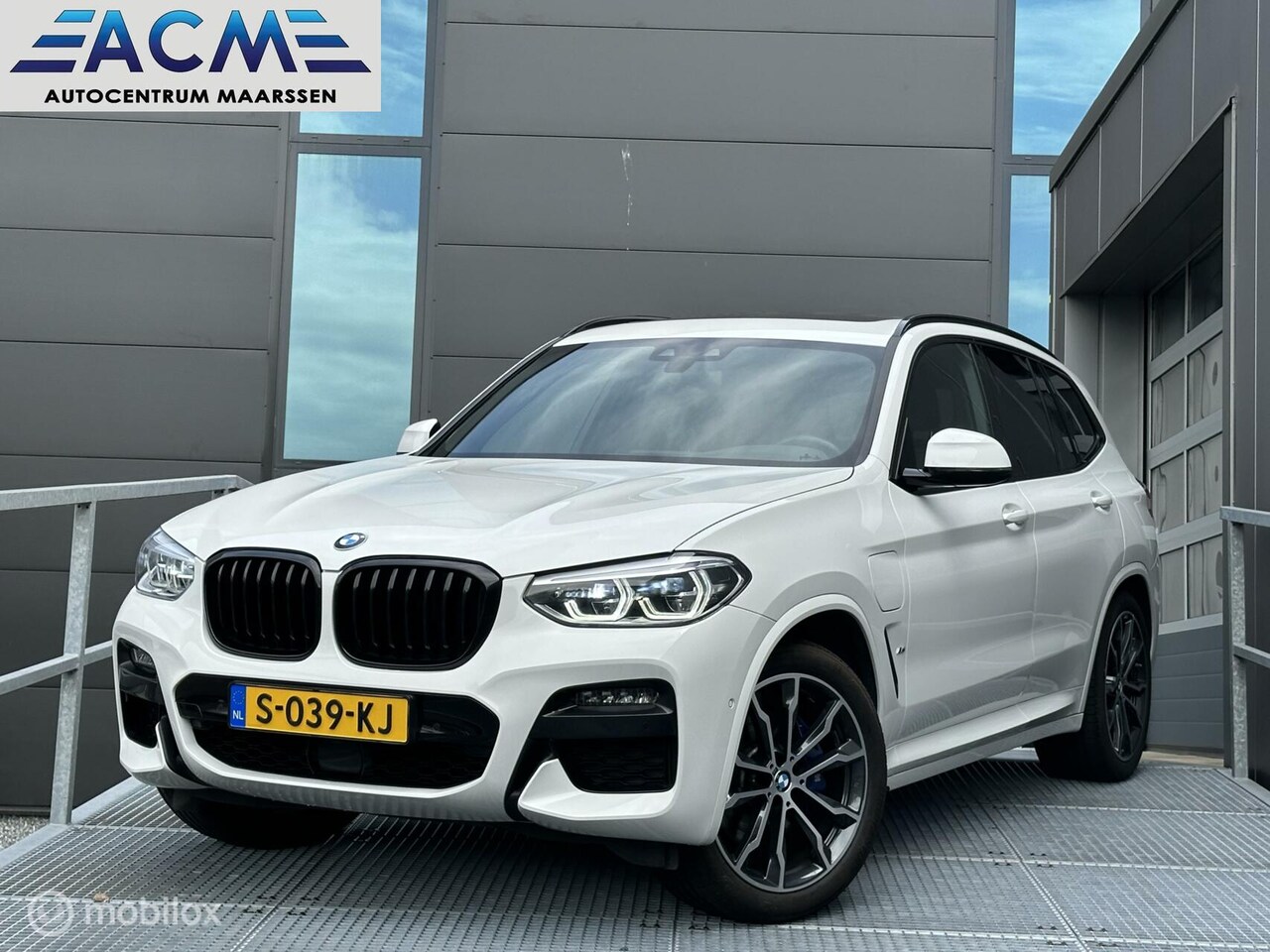 BMW X3 - xDrive30e High Executive xDrive30e High Executive - AutoWereld.nl