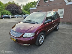 Chrysler Voyager - 2.4i LX Plus | Rolstoelauto | Airco | Cruise Control | LMV | Rolstoel Oprijplaat