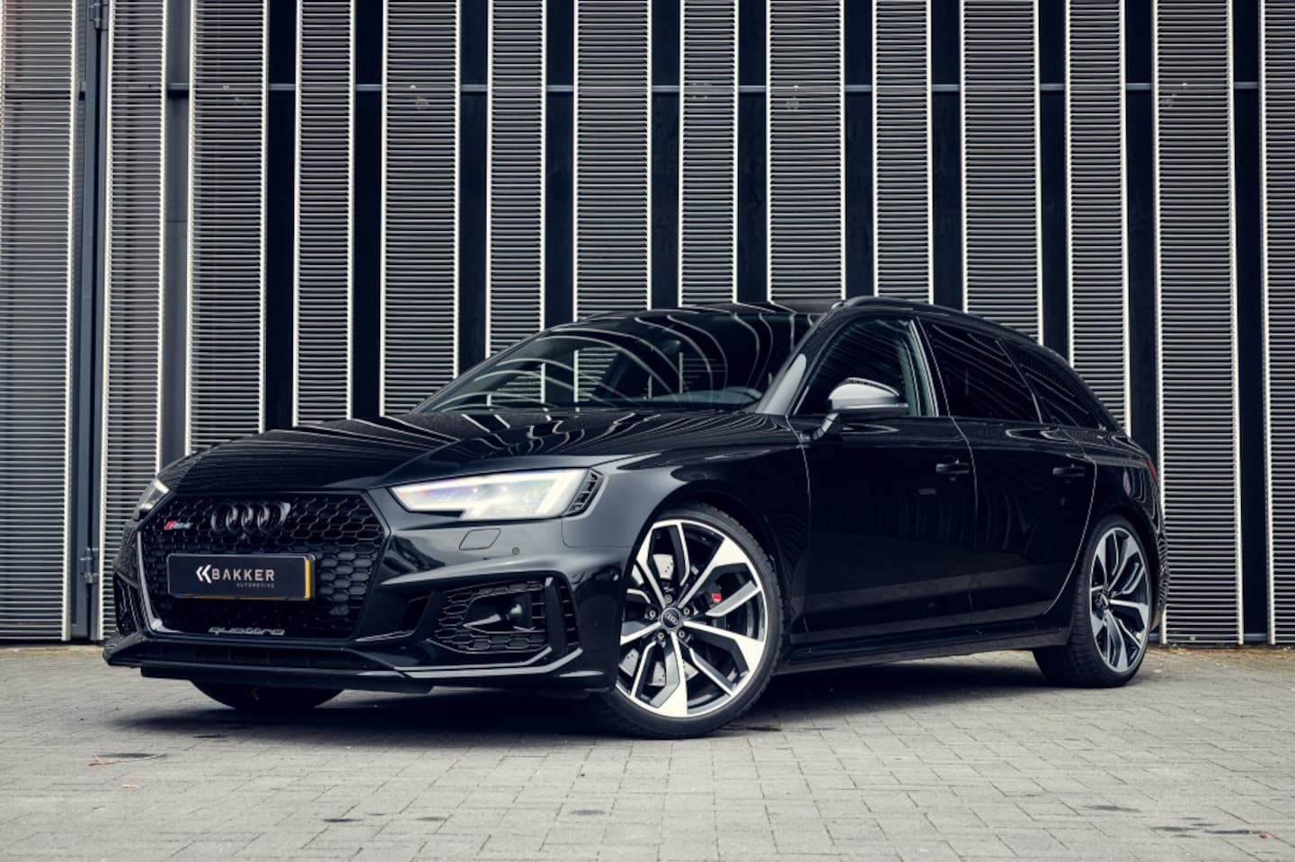 Audi RS4 - Avant 2.9 TFSI RS4 quattro - AutoWereld.nl