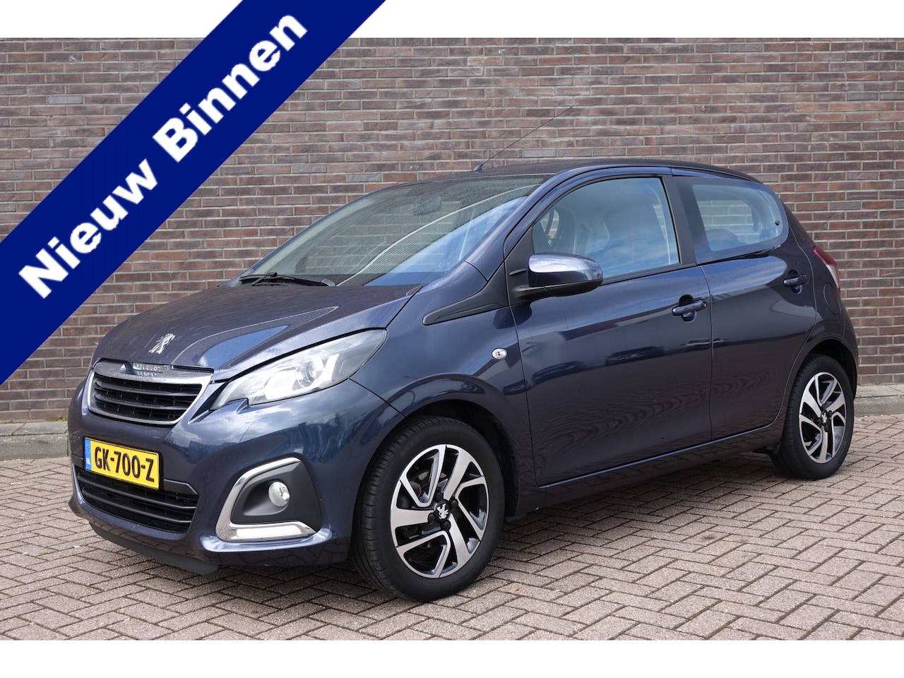 Peugeot 108 - 1.2 VTi Allure 1.2 VTi Allure, 85PK, zeer mooie en prettige auto om mee te rijden Airco, 5 deurs, blauw m - AutoWereld.nl