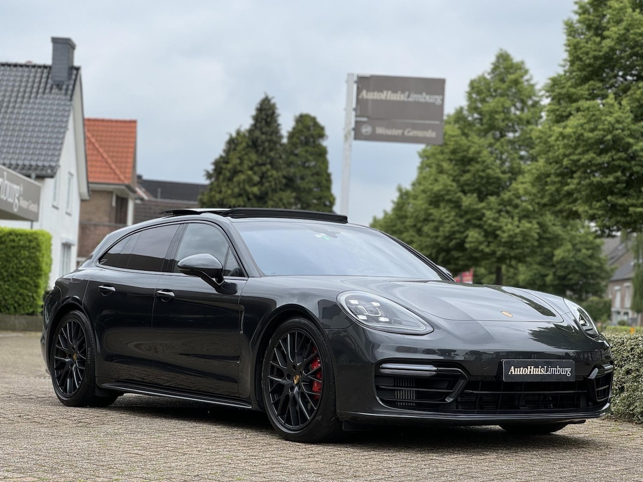 Porsche Panamera Sport Turismo - 4.0 Turbo|Porsche Approved 7-2025|Pano|Nieuwstaat - AutoWereld.nl