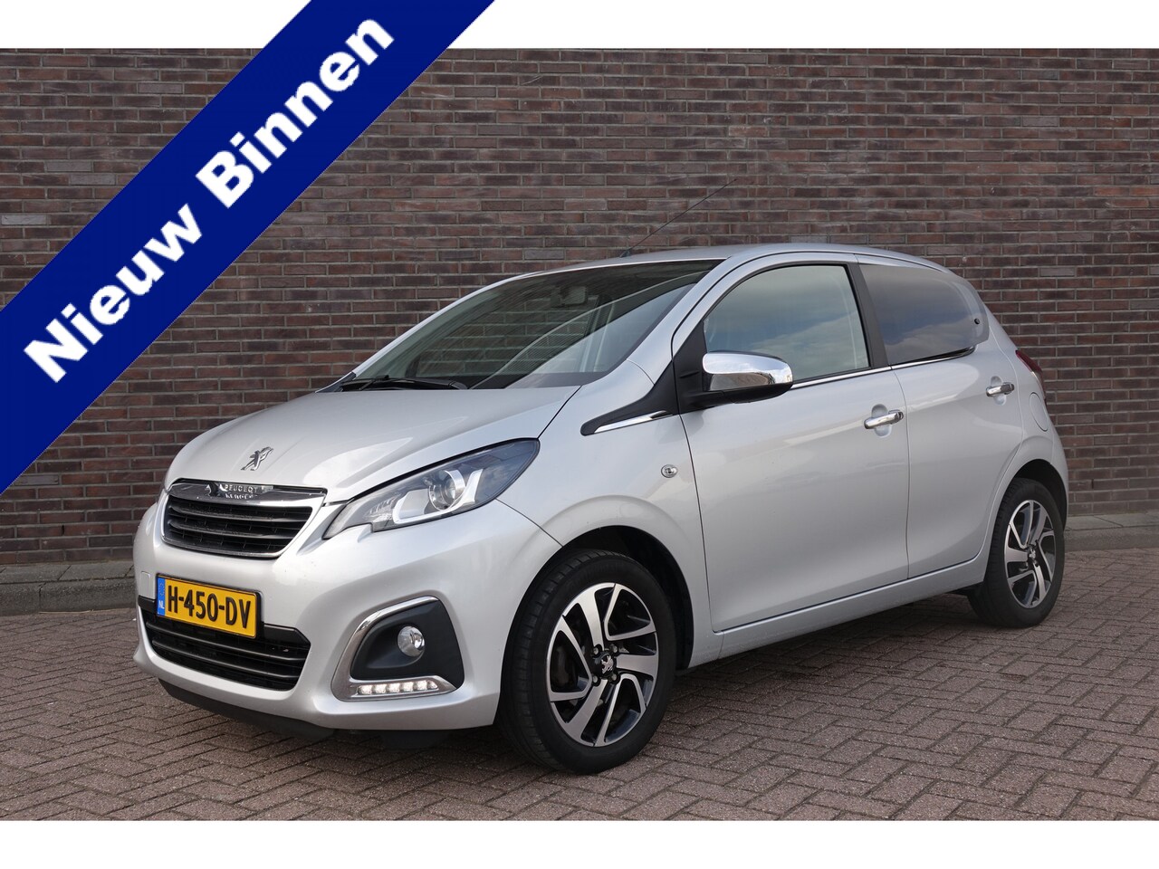 Peugeot 108 - 1.0 e-VTi Allure 1.0 e-VTi Allure, achteruitrijcamera, climate controle, airco, 5 deurs, alu velgen Prachti - AutoWereld.nl