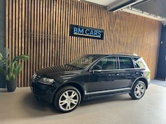 Volkswagen Touareg - 5.0 V10 TDI Keyless|Luchtvering|Full opties