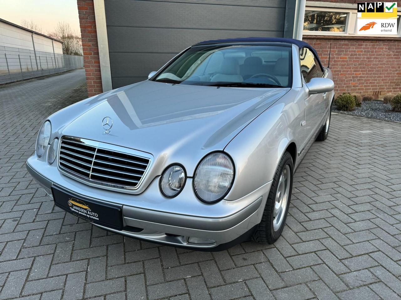 Mercedes-Benz CLK-klasse Cabrio - 200 Avantgarde 200 Avantgarde, fabrieksnieuw, 17.388KM - AutoWereld.nl