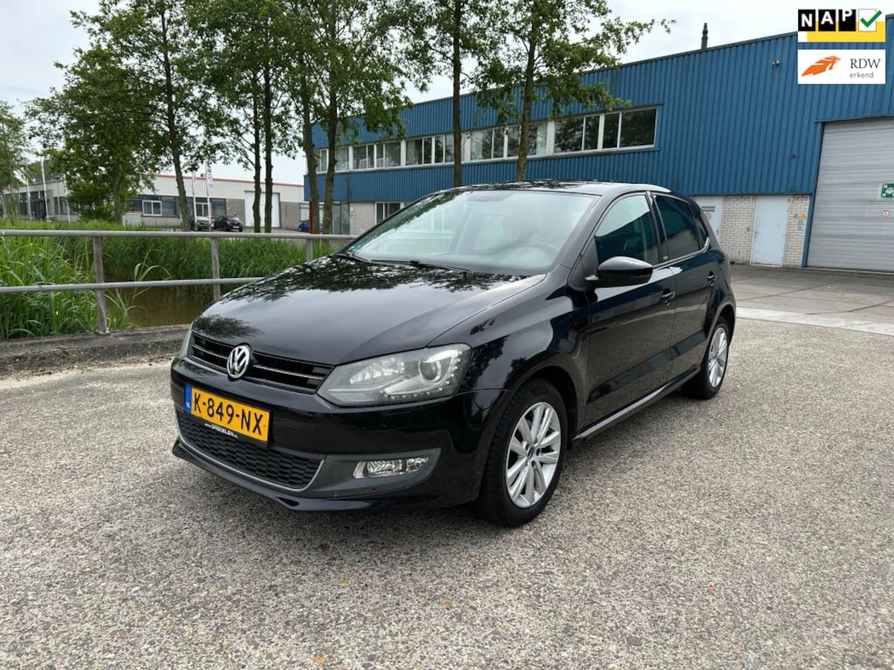 Volkswagen Polo - 1.2 TSI Highline 105 PK Xenon Led! Clima! LM velgen! Grootscherm! - AutoWereld.nl