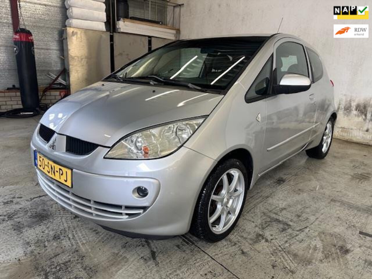 Mitsubishi Colt - 1.3 Instyle 1.3 Instyle - AutoWereld.nl