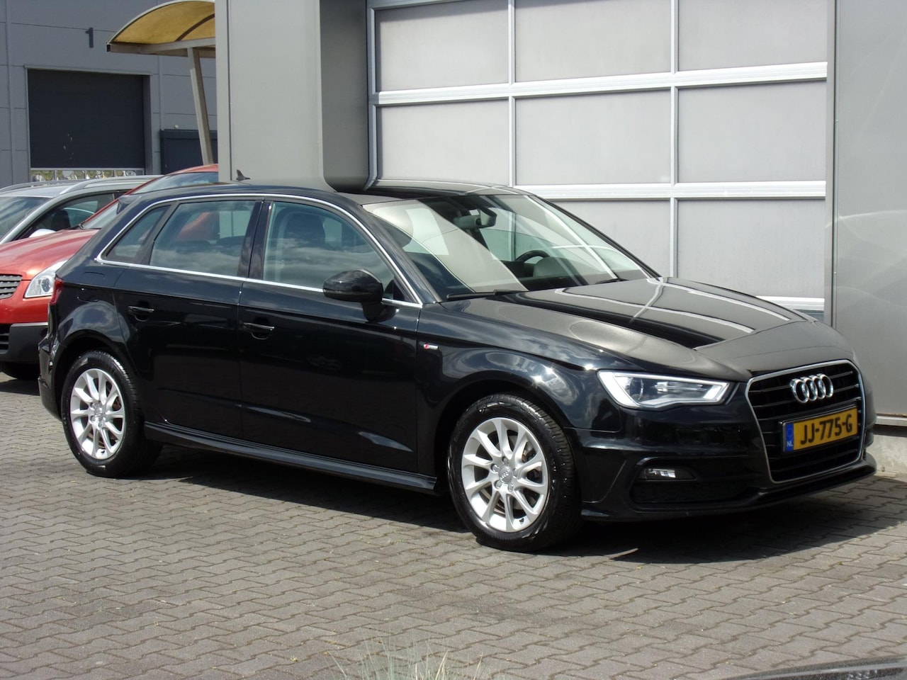 Audi A3 Sportback - 1.6 TDI Adrenalin S-Line/Xenon/Navi/Clima!! - AutoWereld.nl