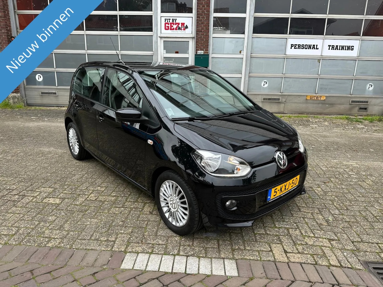 Volkswagen Up! - 1.0 high up! *Airco*5 DRS*Navi*Luxe - AutoWereld.nl