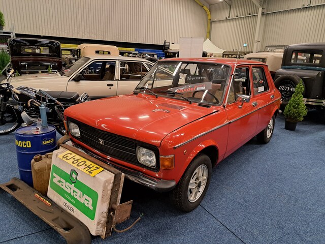 yugo-zastava-1100-1300-special-belastingvrije-schuurvonst.jpg