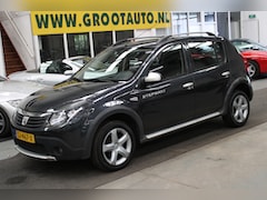 Dacia Sandero Stepway - 1.6 Isofix, Stuurbekrachtiging, Lichtmetalen velgen