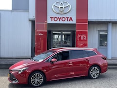 Toyota Corolla Touring Sports - 1.8 Hybrid 140pk First Edition NL