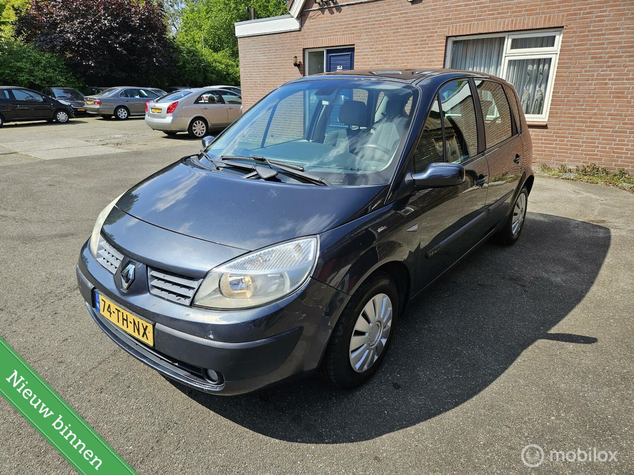 Renault Scénic - 1.6-16V Authentique Basis 1.6-16V Authentique Basis - AutoWereld.nl