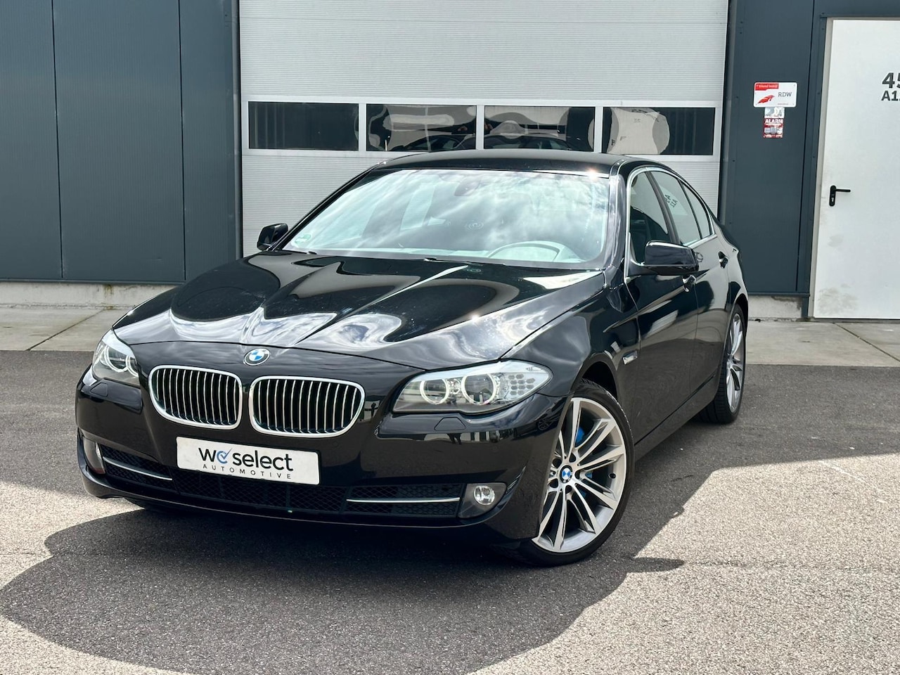 BMW 5-serie - 525d High Executive Navi l Cruise l Stoelverw. - AutoWereld.nl