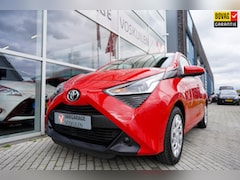 Toyota Aygo - 1.0 VVT-i x-play|Carplay|Camera|5drs