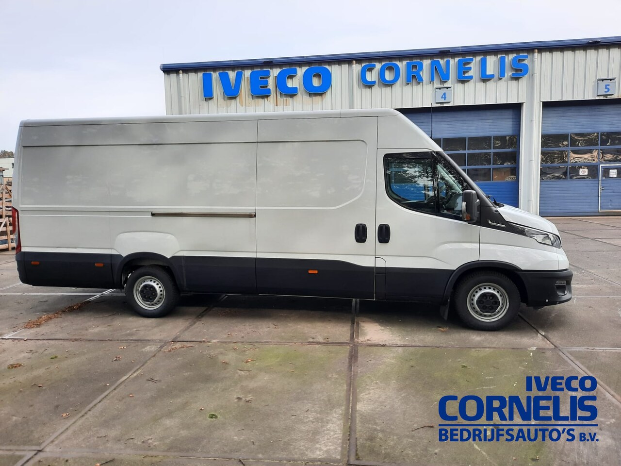 Iveco Daily - 35S16A8V 2.3 410L H2 Lengte 4 Hoogte 2 64.201 km - AutoWereld.nl