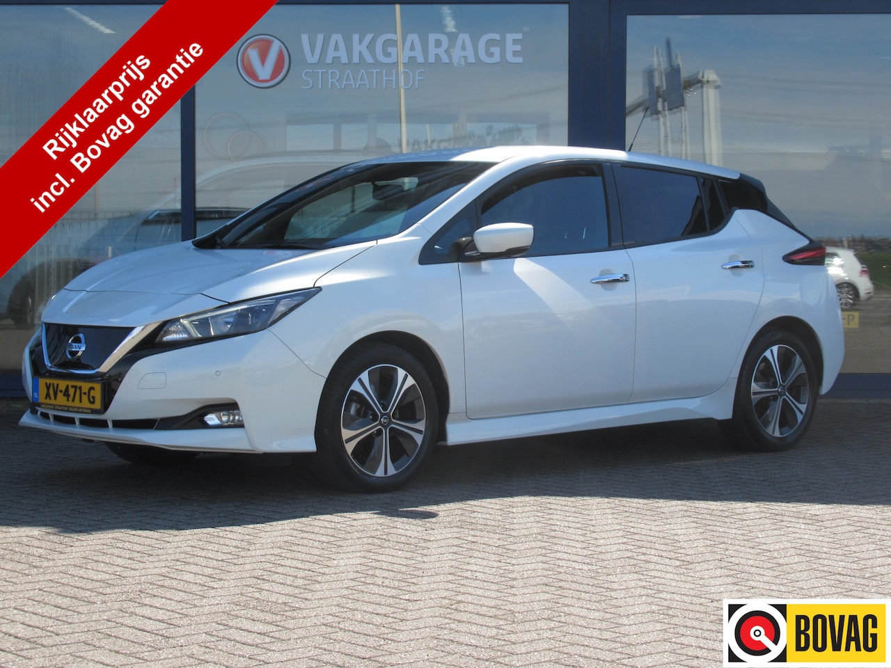 Nissan LEAF - N-Connecta 40 kWh 2.000 euro subsidie mogelijk / Apple Carplay + Android Auto / Stoel- en - AutoWereld.nl