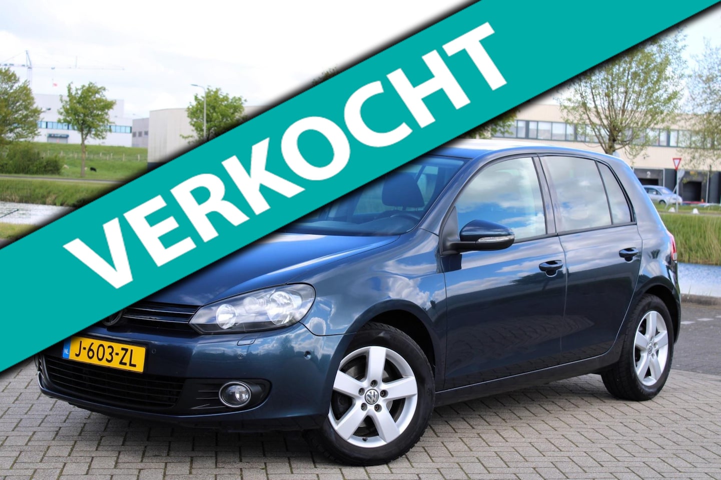 Volkswagen Golf - 1.2 TSI Comfortline l Climate l Cruise l PDC - AutoWereld.nl