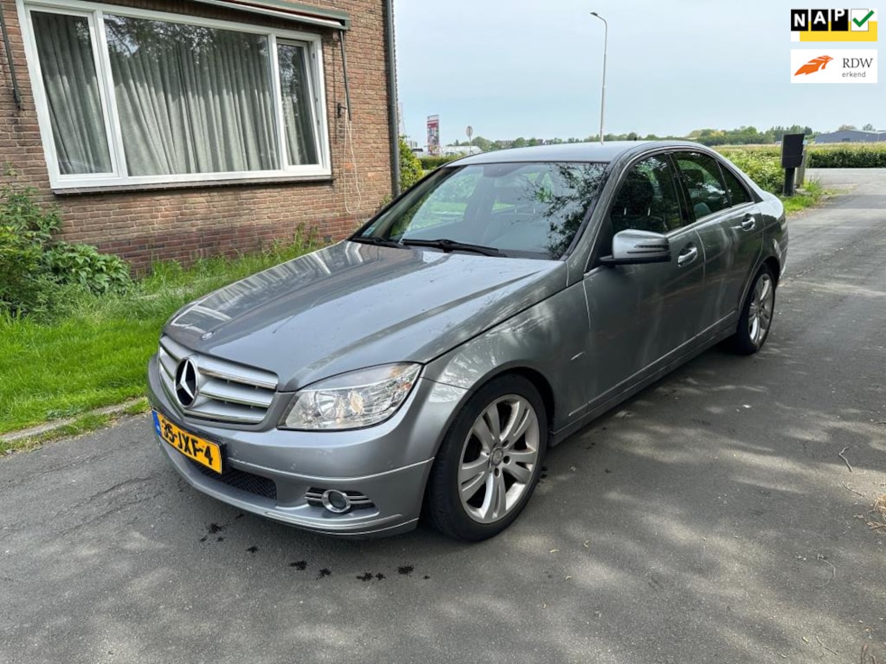 Mercedes-Benz C-klasse - 180 K BlueEFFICIENCY Business Class Avantgarde NAVI APK NAP - AutoWereld.nl