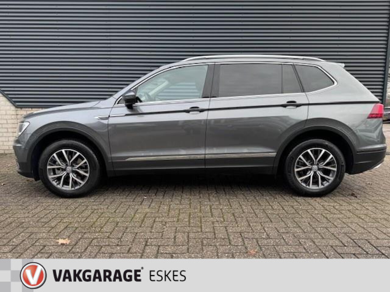 Volkswagen Tiguan Allspace - 1.5 TSI Comfortline Business 7p. 1.5 TSI Comfortline Business 7p. met Trekhaak - AutoWereld.nl