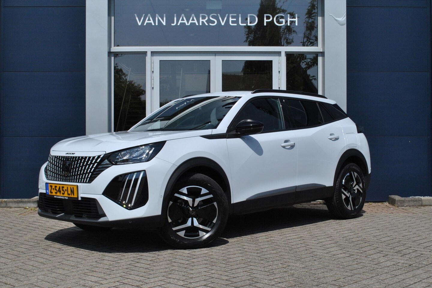 Peugeot 2008 - 1.2 Puretech 130pk Allure EAT8 - AutoWereld.nl