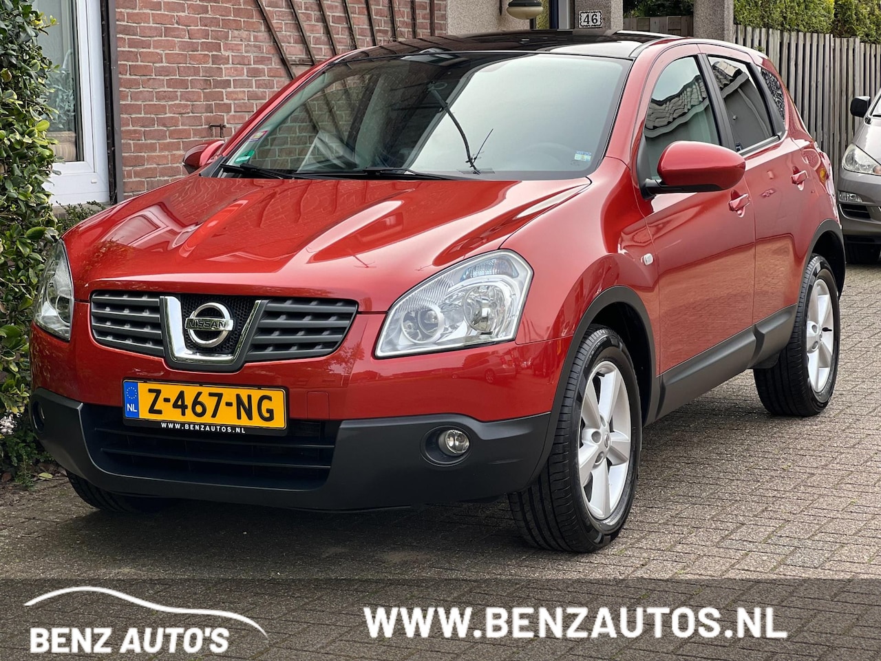 Nissan Qashqai - 2.0 Tekna Pack 4WD Automaat/Youngtimer/Navi - AutoWereld.nl