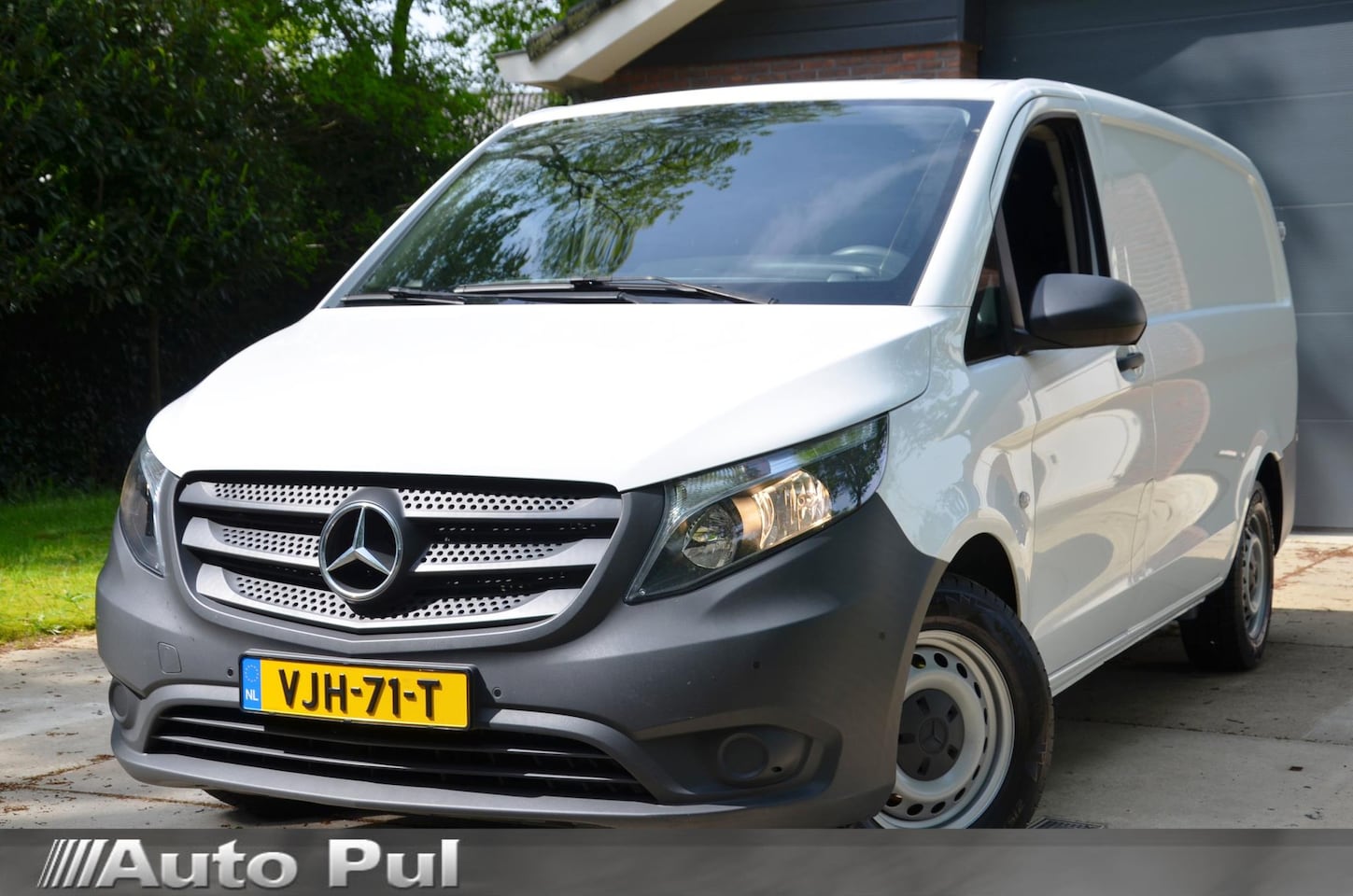 Mercedes-Benz Vito - 116 CDI Lang Navi/Airco/Pdc/Cr-Controle/Trekhaak/Achteruitrijcamera/Achterdeuren - AutoWereld.nl