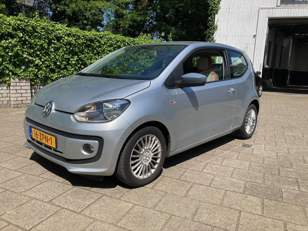 Volkswagen Up! - 1.0 high up! airco full options - AutoWereld.nl