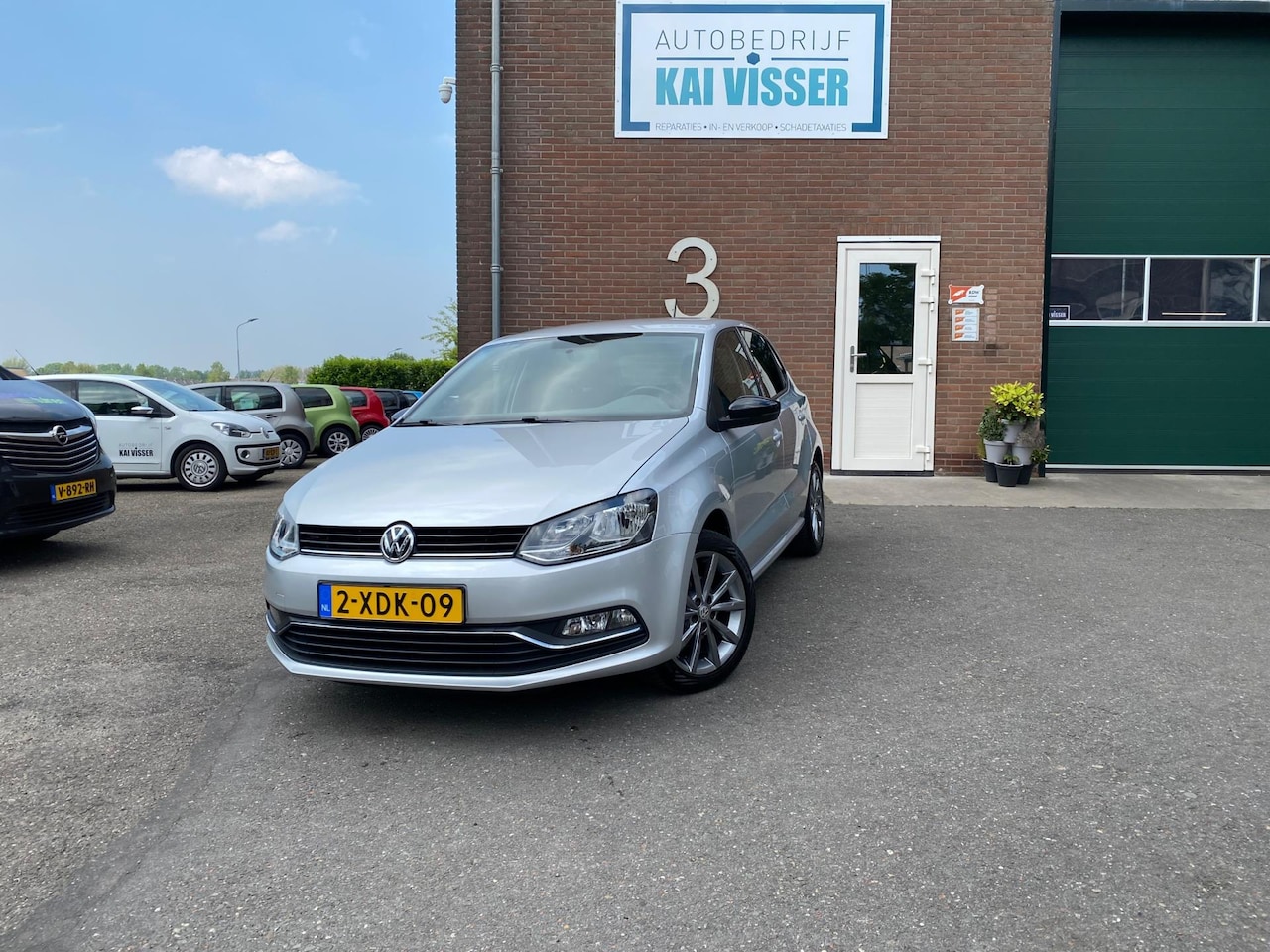 Volkswagen Polo - 1.2 TSI First Edition / Cruise / Get.glas / 16” velgen - AutoWereld.nl