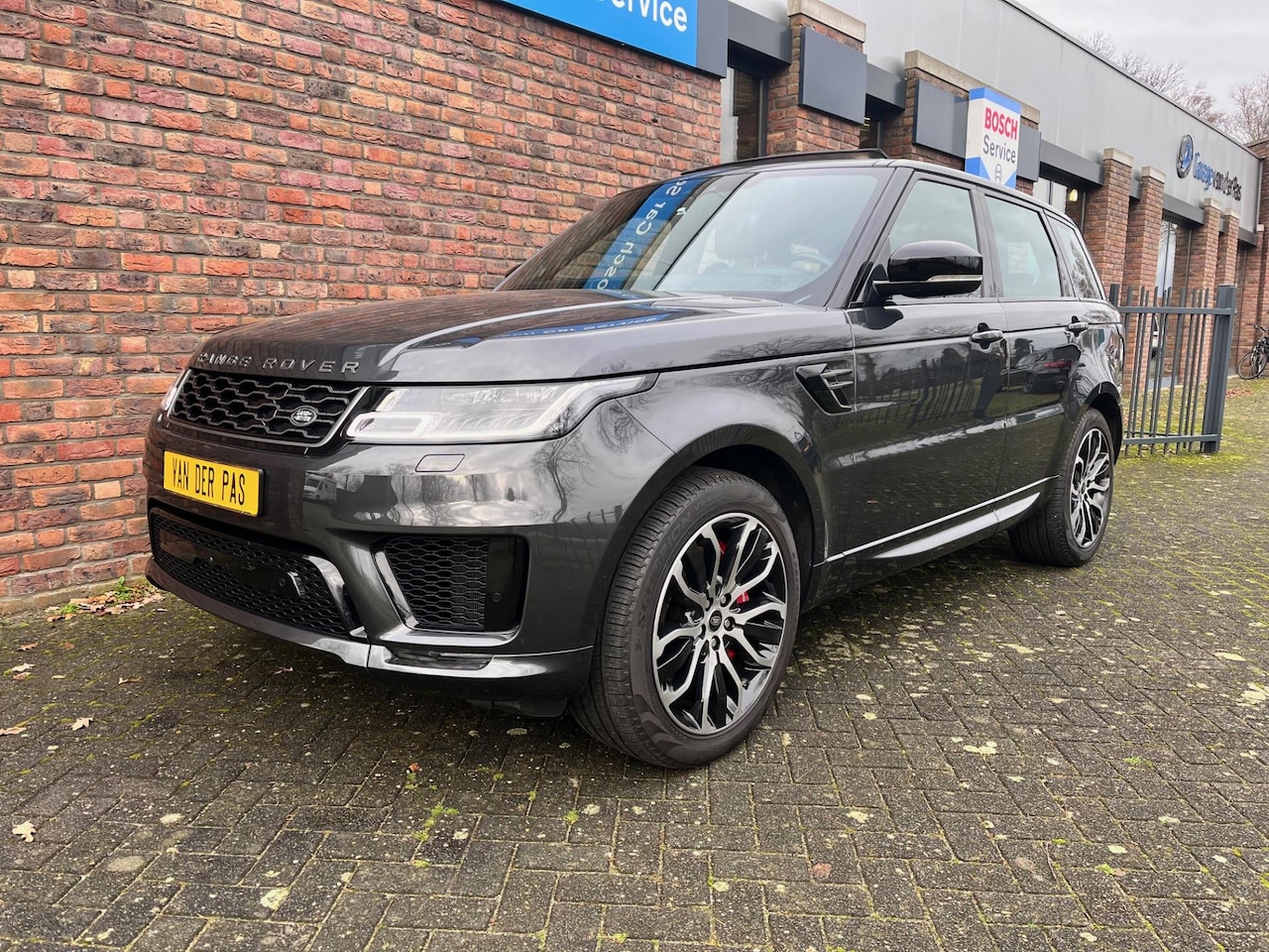 Land Rover Range Rover Sport - 2.0 P400e HSE DYNAMIC PANORAMADAK 360 CAMERA LUCHTVERING - AutoWereld.nl