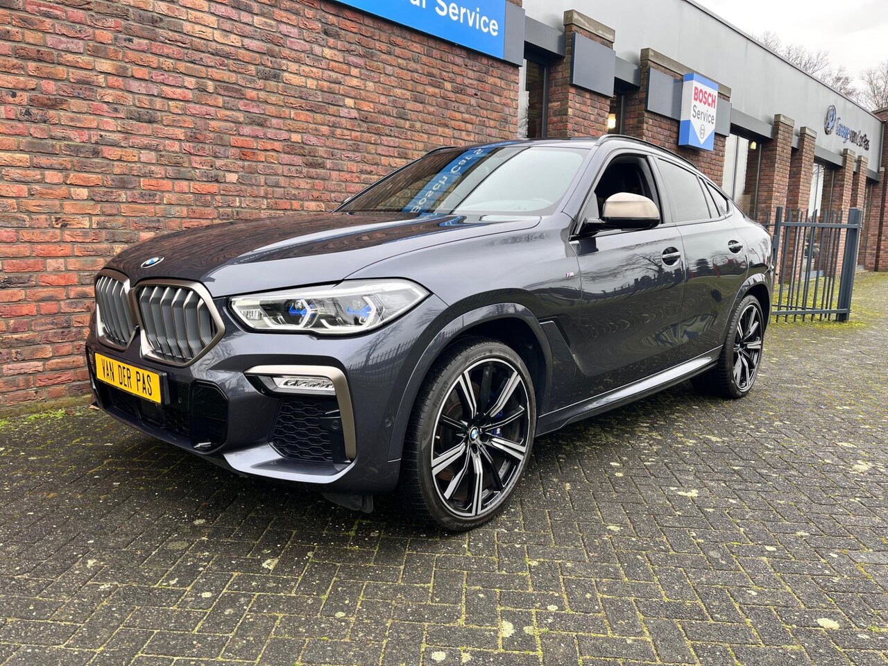 BMW X6 - M50i V8 530PK High Executive - AutoWereld.nl